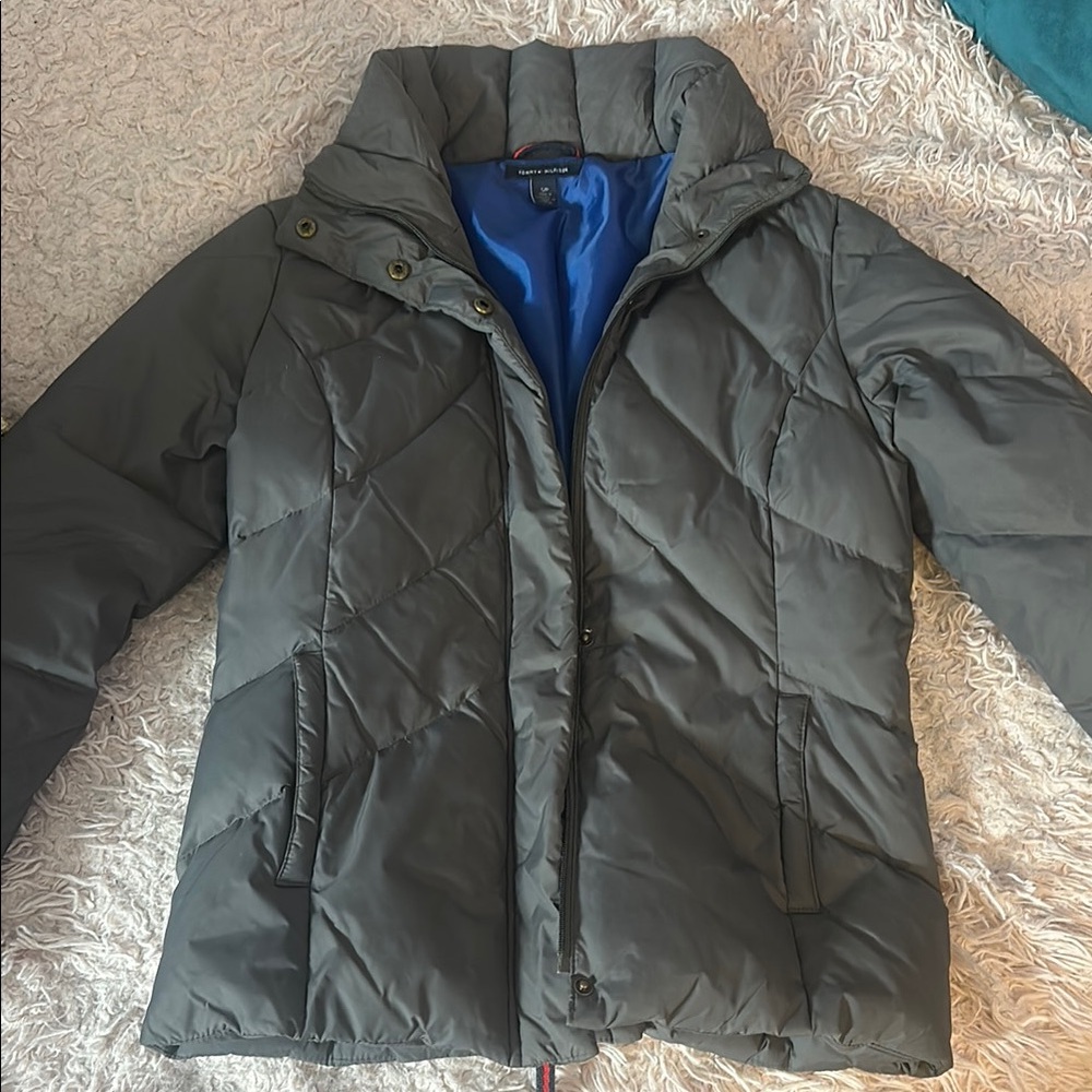 Women's Gray Puffer Jacket
